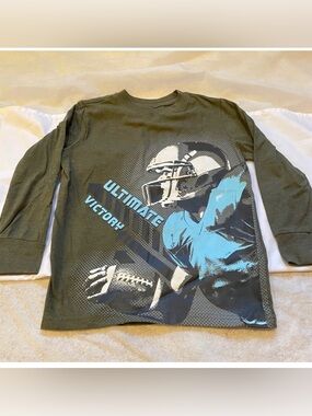 Cat & Jack Boys Football Graphic Long Sleeve T-Shirt Army Green Kids Sports Tee